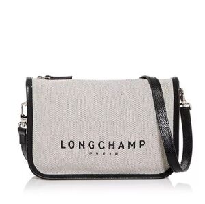 Longchamp Essential Crossbody Bag | Ecru